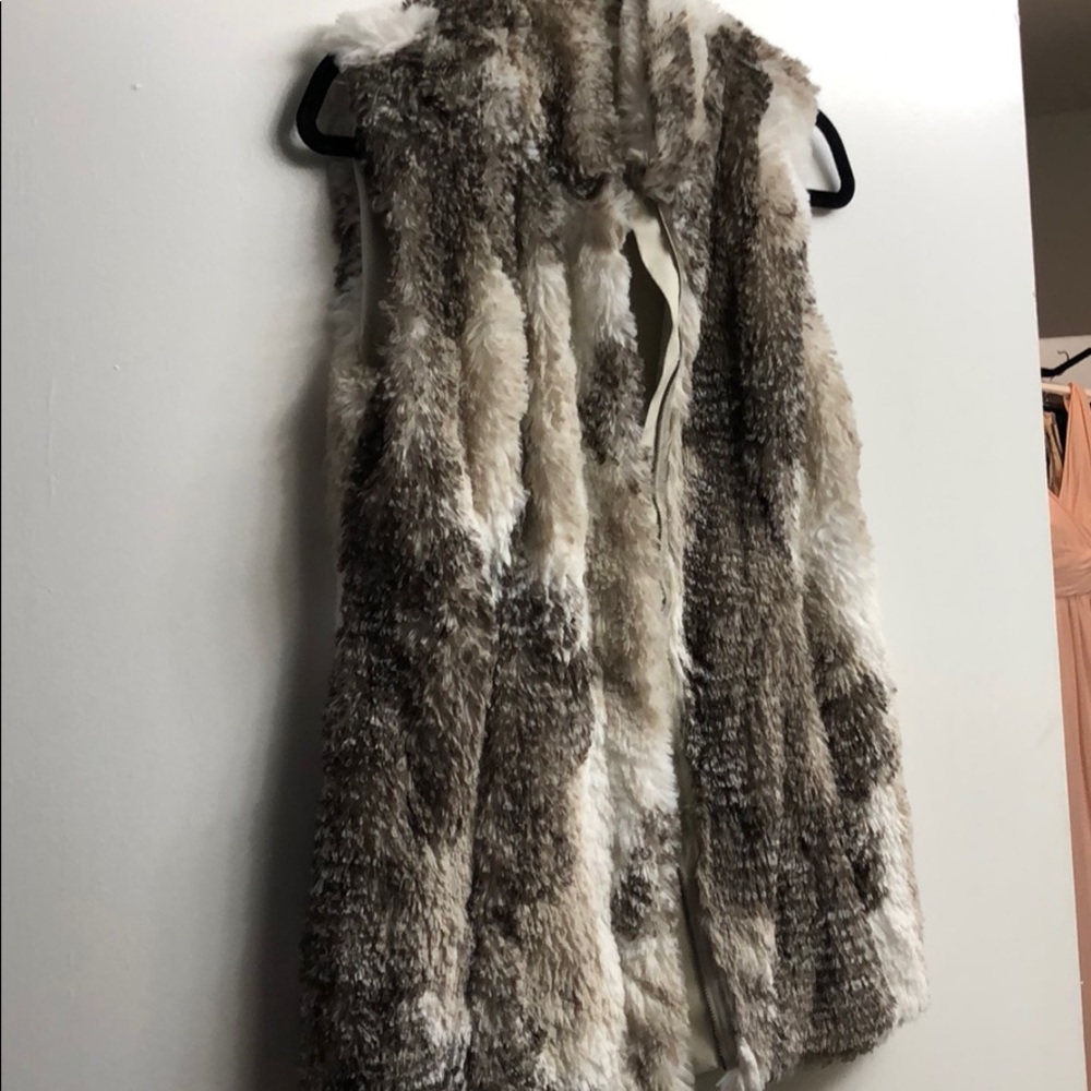 New never worn fur vest very soft